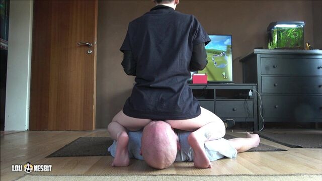 Mario Kart сидит на лице