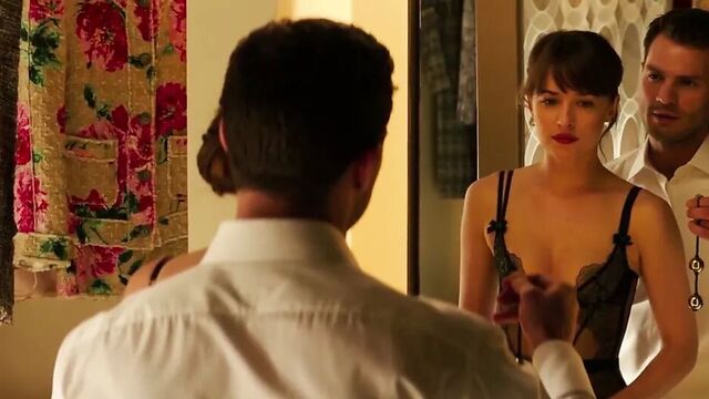 Dakota Johnson - на пятьдесят оттенков темнее, 2017