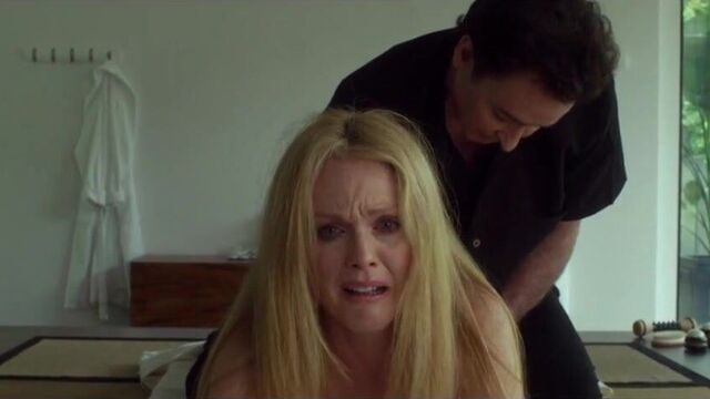 Julianne Moore в картах для звезд