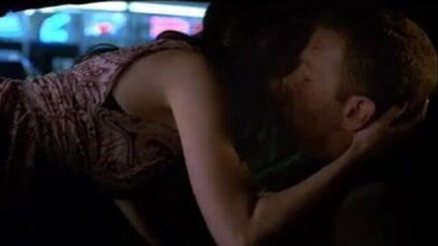 Summer Glau - аппарат s02e14