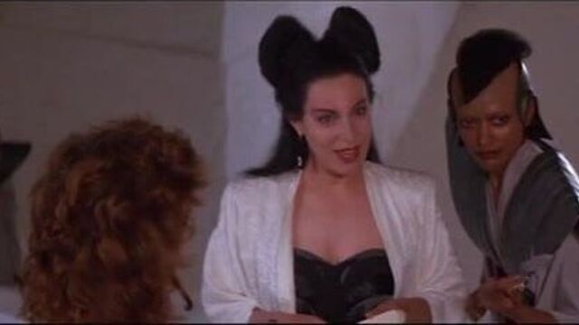 Обнаженная Tawny Kitaen в Gwendoline