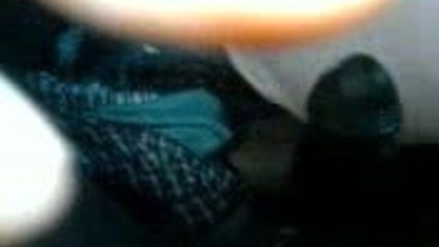 Трахнутая голова сосет хуй