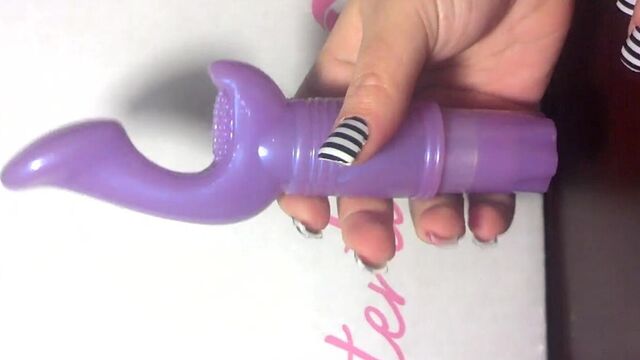 Большие пальцы руки вверх