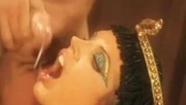 Shay Sights кончили на лицо