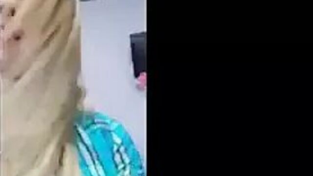 Шаловливая мамочка