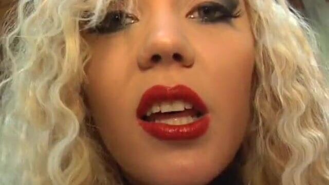 Annette Schwartz в видео от первого лица