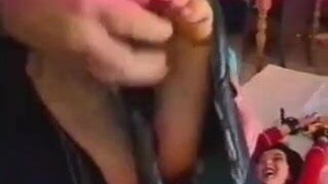 Шлюховатую Olive Oyl Щекочут