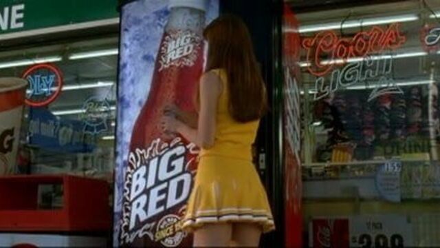 Mary Elizabeth Winsted - сексуальный костюм чирлидерши