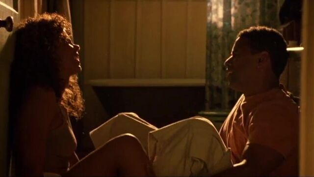 Sanaa Lathan - '' Вне времени '' 02