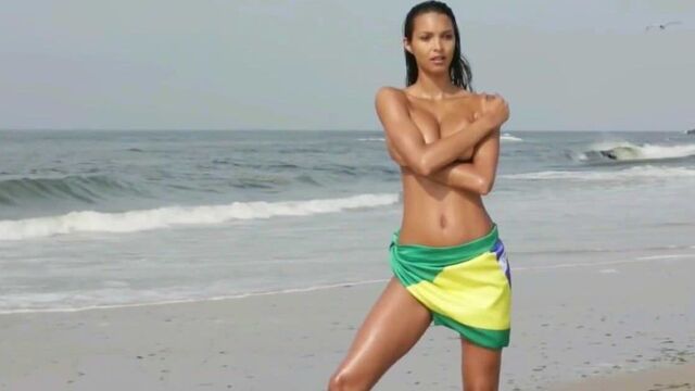 Lais Ribeiro - самая горячая латина