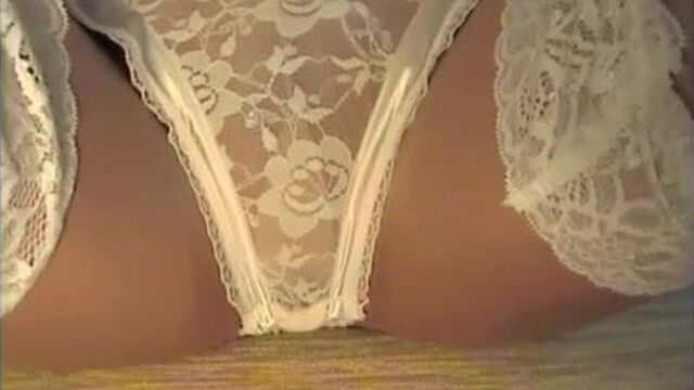 Белое кружево в нижнем белье