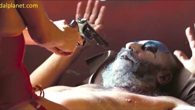 Сиськи Ginger Lynn Allen и трах в дьяволах