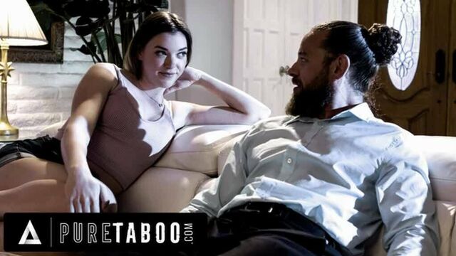 Тинка следит за тем, чтобы ее сводный дядя никогда не забыл ее особенную ночь