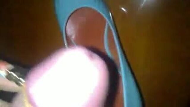 Сперма на синих танкетках не сестры