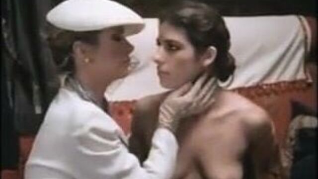 Классические сцены - Gina Carrera Keli Richards в анале в ЖЖМ