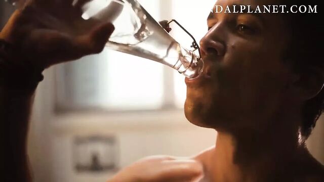 Maria Pedraza обнаженная и секс, подборка на scandalplanet.com