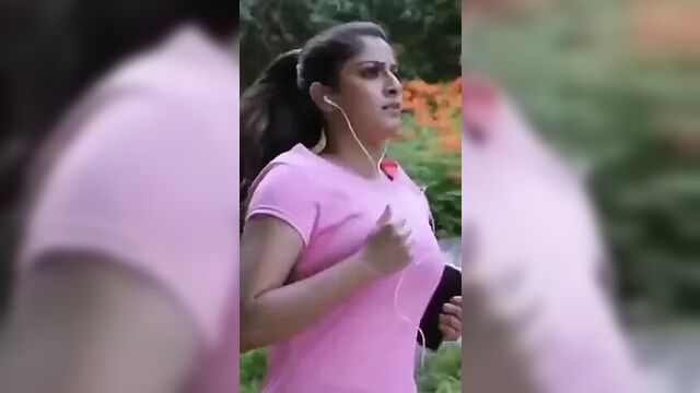 Radhika момент