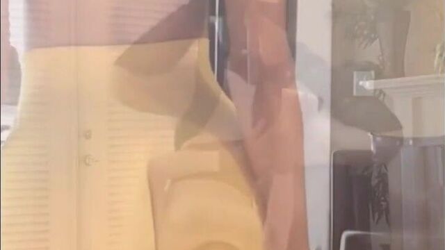 Фигуристая богиня LoveleNicoCoa