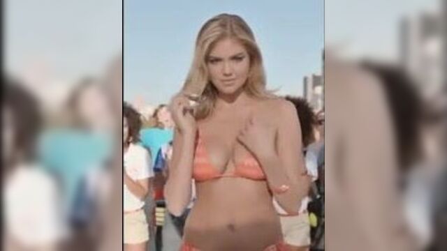 Конкурс на смотр Kate Upton