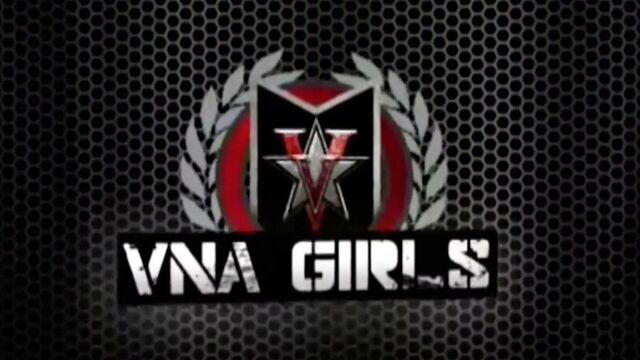 Четырехсторонний большой черный член с Sara Jay Deauxma и Melanie Monroe!