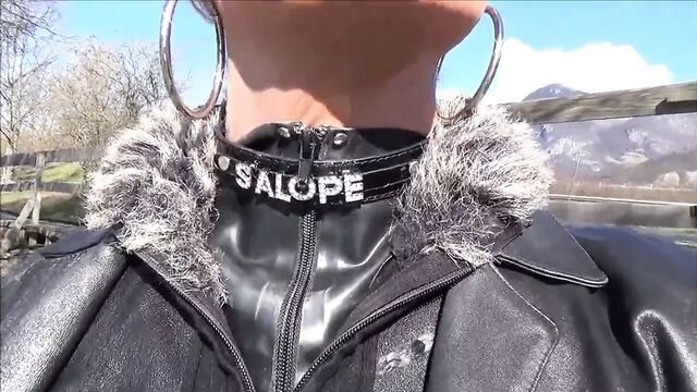 Комментируйте Je M Applle! салоп