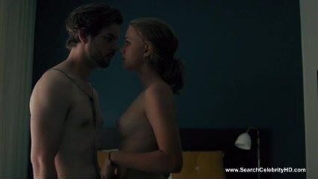 Frederikke Dahl Hansen обнаженная - Копенгаген (2014)