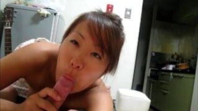 Мой первый фильм о сосании члена Gaijin