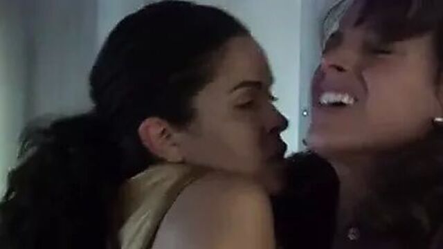 Jennifer Beals и Ion Overman - первое слово 04