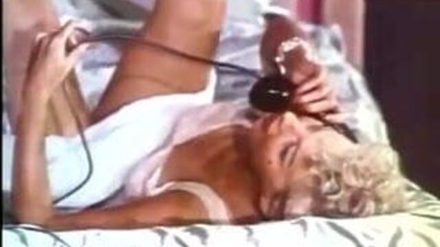 Lily St Cyr - красивые ноги