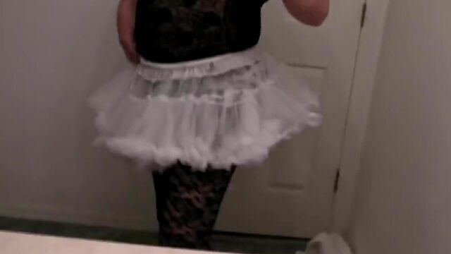 Смачивание махровых подгузников и пластиковых штанов на работе