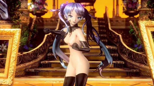 Сексуальная обнаженная танцовщица Miku с Hatsune управляет призраком