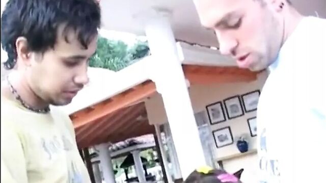 Шлюховатая латина Marcela Rubita 3 Sum