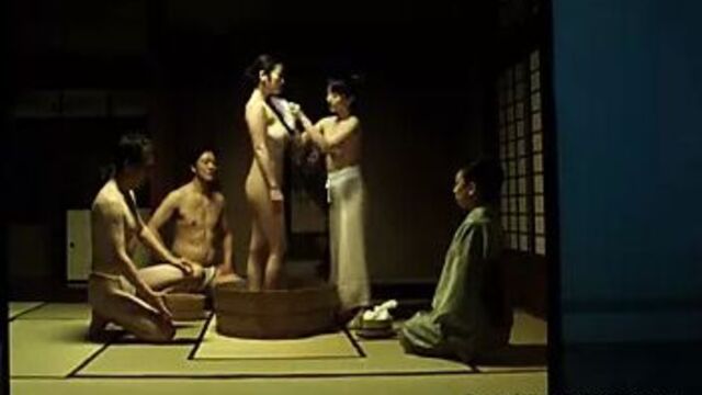 Minako Komukai - цветок и змея 3