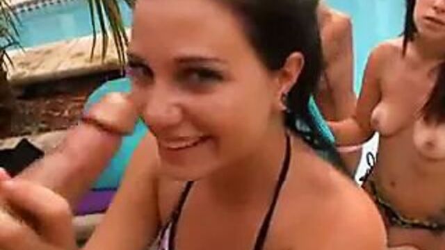 Brandi Belle - секс на пляже