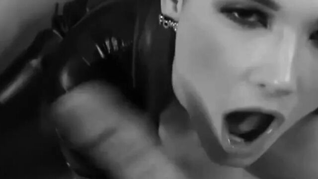 Грязные разговоры в Сири .... да, пожалуйста.