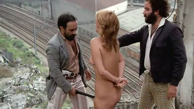 Принуждение из фильма - Freira EA Tortura