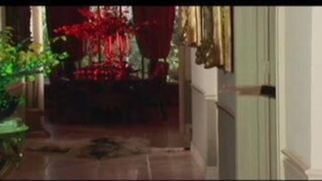 Tiffany Taylor в черных чулках жестко трахается в нижнем белье