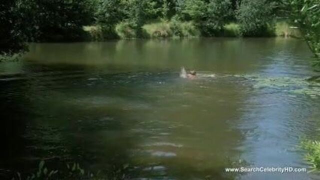 Elizabeth McGovern обнаженная - скачки с Луной (1984)