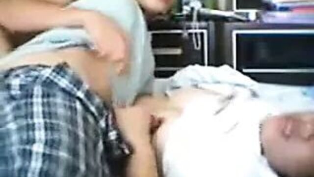 Pembantu против Majikan