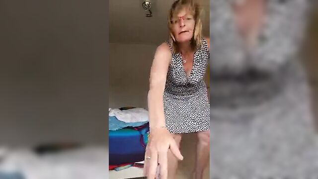 Одна рука с больными ногами