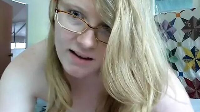 Персиковые гольфы