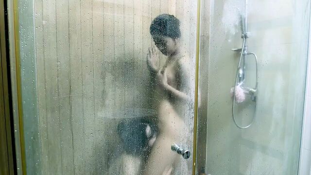 Цепочка - соблазн двух женщин (2017)